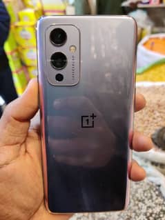 OnePlus 9