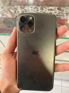 iPhone 11 pro factory unlock