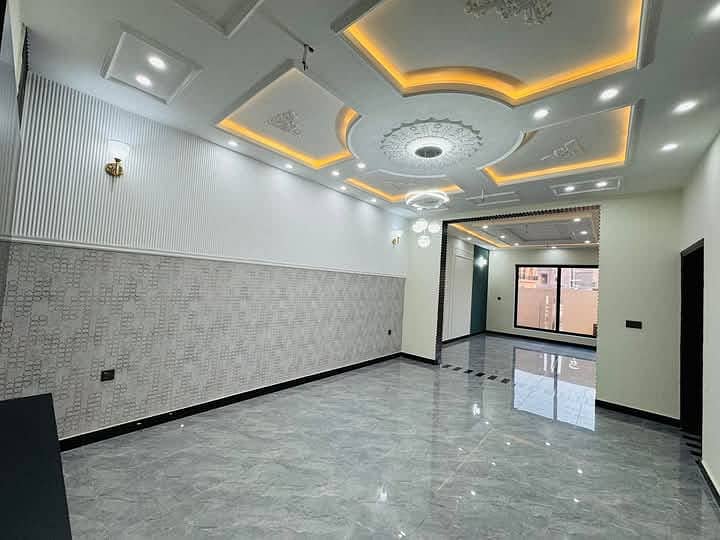 7.5 Marla Park Facing Modern Ultra-Luxurious Designer House for Sale in buch Multan 11