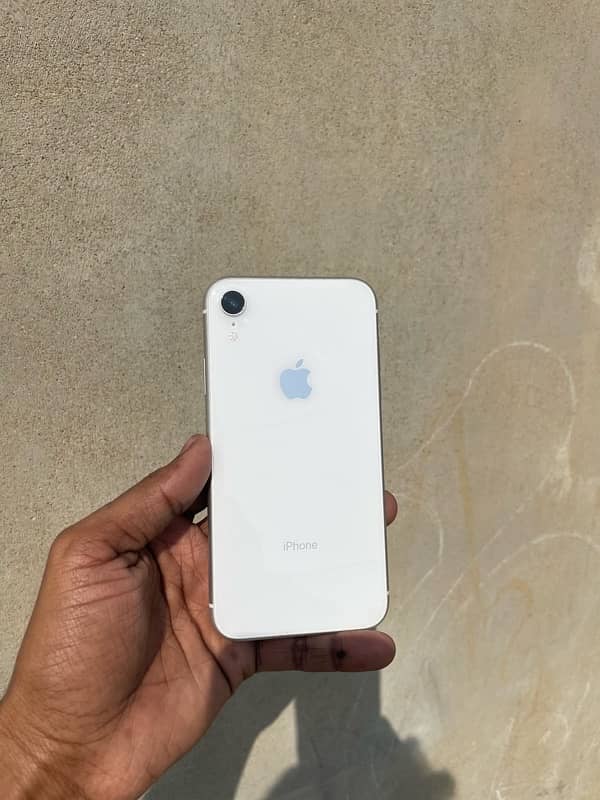 iPhone Xr 0