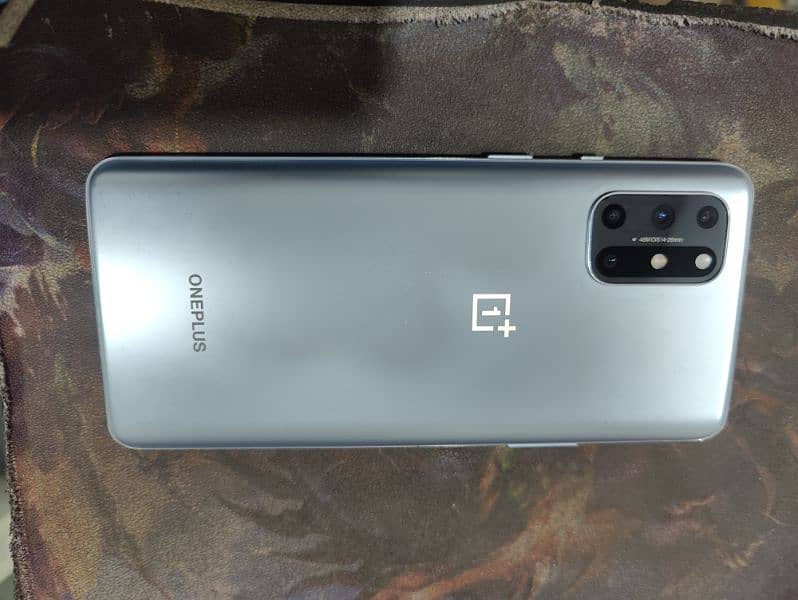 OnePlus 8t 12/256 0