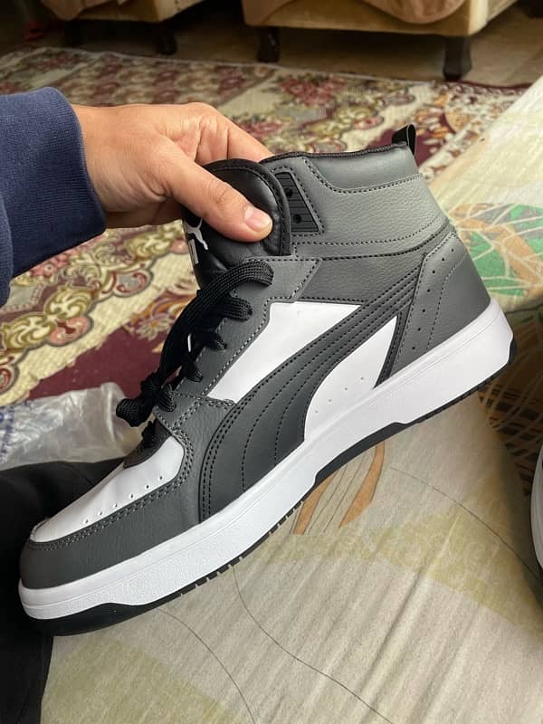 Original puma shoes brand new 2