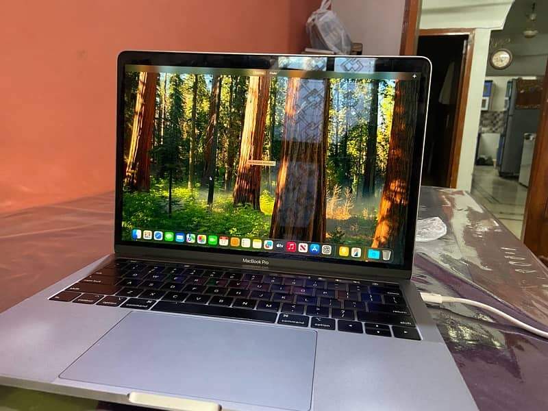 MacBook Pro 2018 with original charger 9