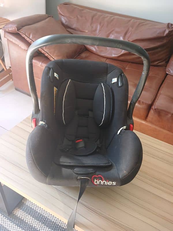 Baby Carrier/ Car seat 3