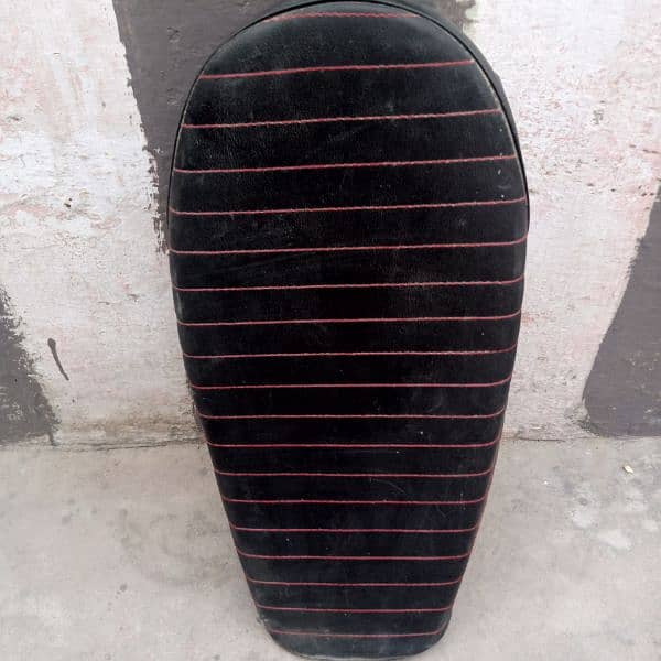 Cafe Racer style Bike Seat For Sale for CD 70 0