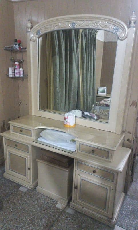 furniture point branded Bed+dressingtable+TV trolley for sale 1