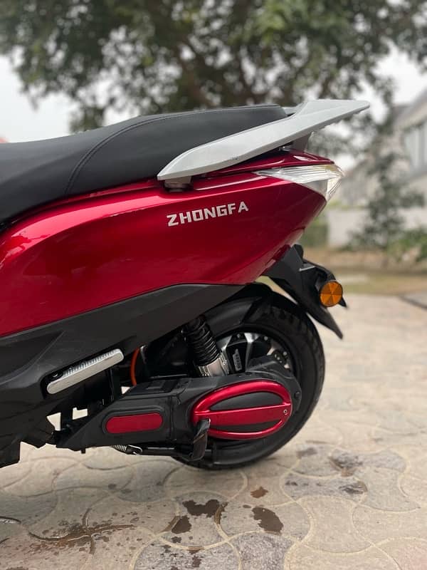 zhongfa ev bike slightly used 4