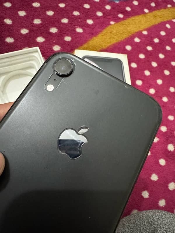 iphone xr 256gb pta proved 2