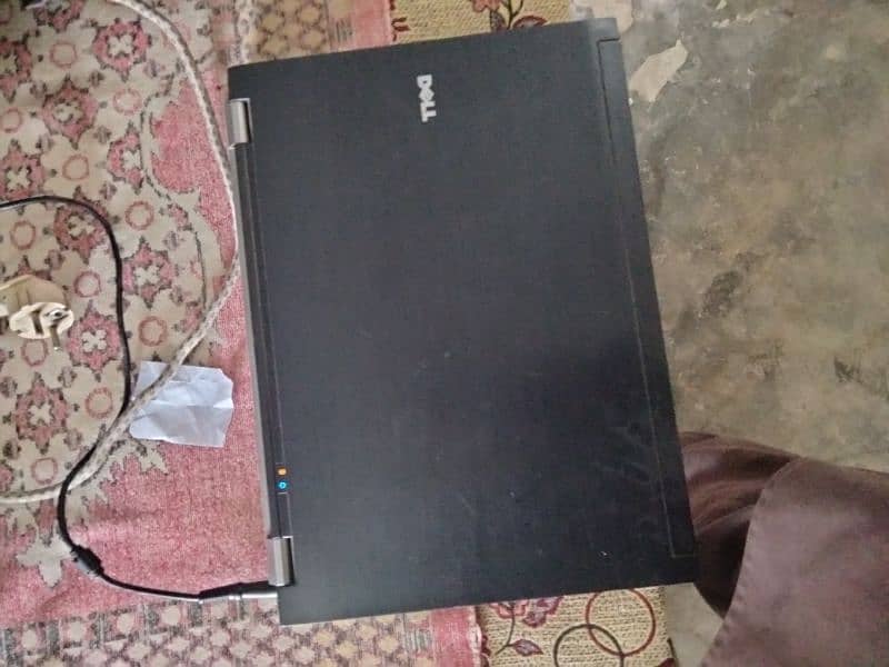 I want to sell my laptop 03014990304 call or watsap 1