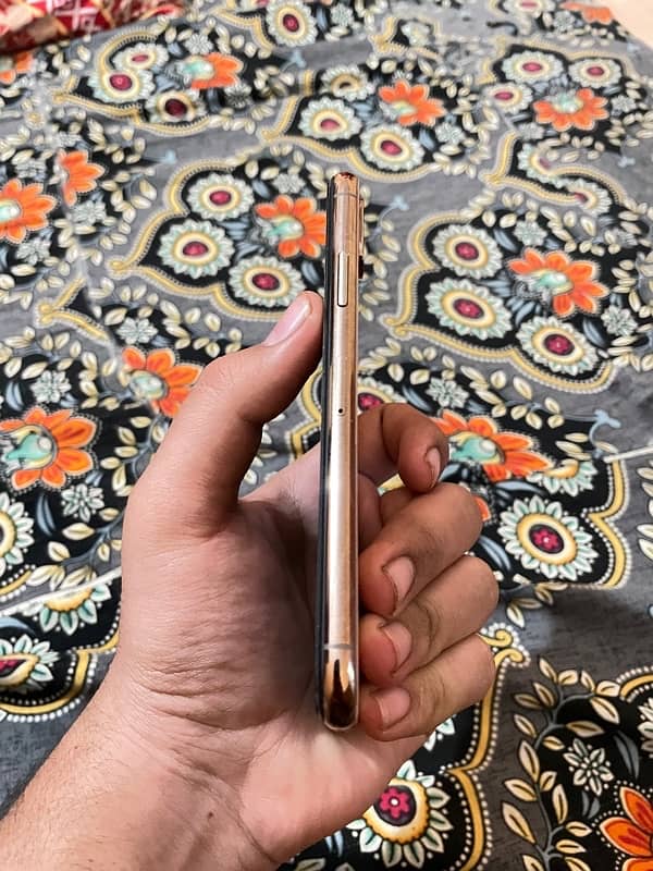 iphone xs 64 gb fU 5