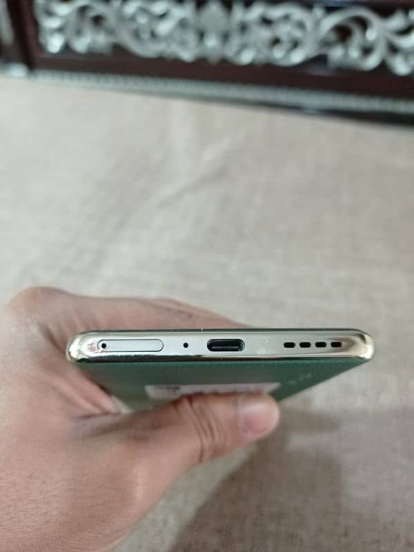 Infinix Note 40 Pro Edge 5