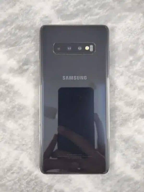 Samsung S10 plus 8 GB 128 GB 0