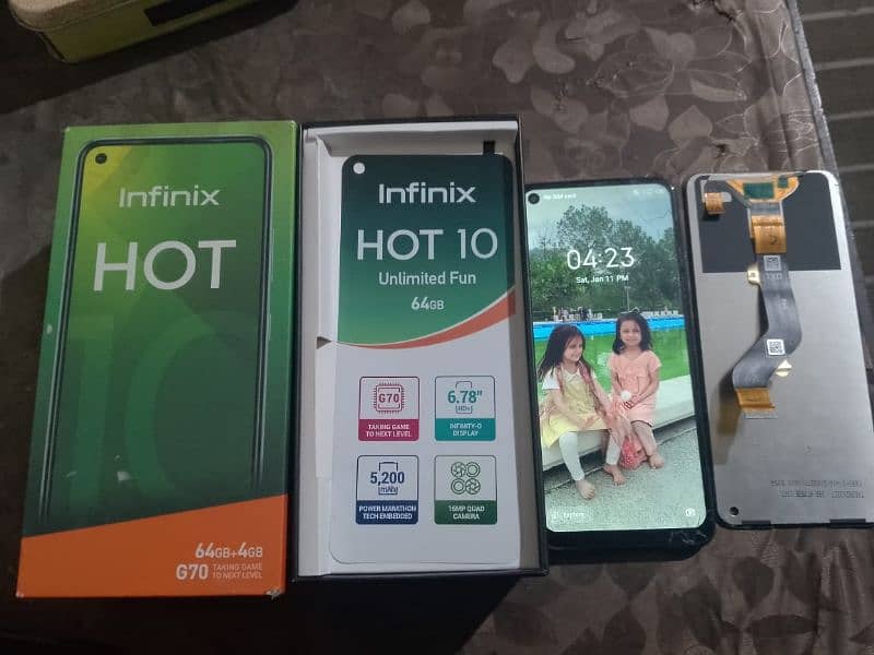 Infinix Hot 10 4/64 with original panel extra just touch glass break 4