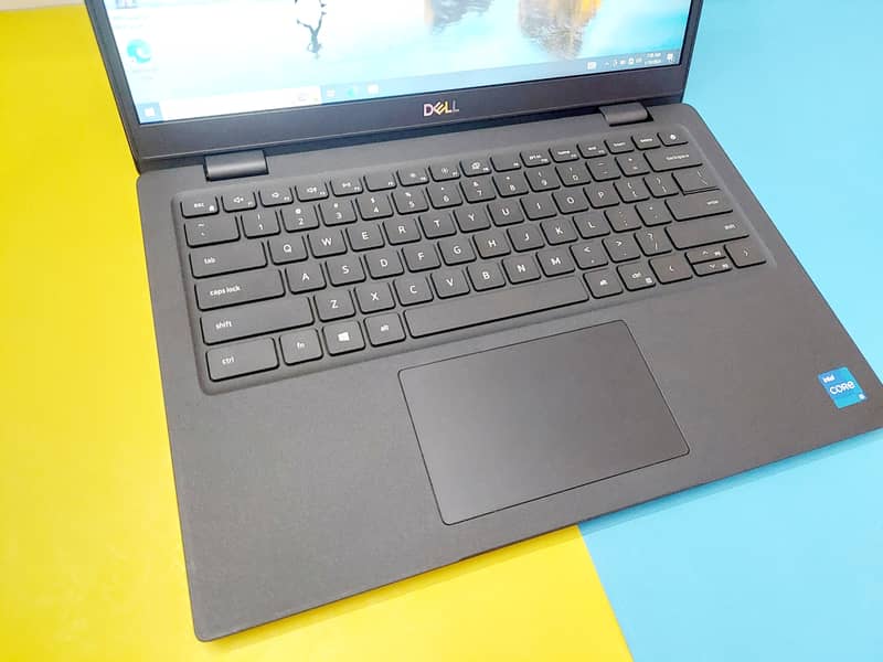 Dell Latitude 11th Gen i5 Slim laptop 0