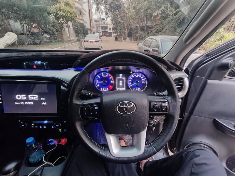 Toyota Hilux 2017 9