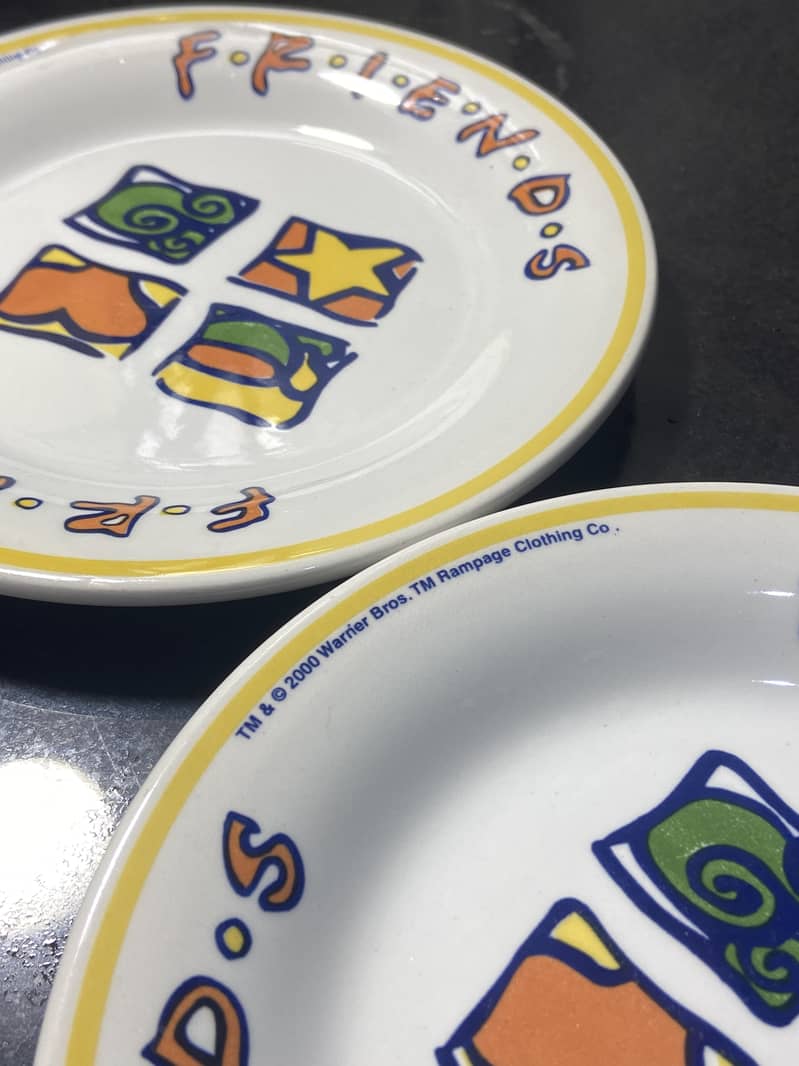 Original "FRIENDS" DUO PLATE SET 0