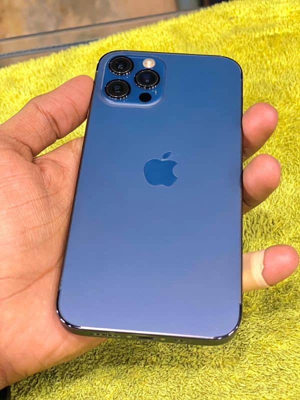 IPHONE 12 PRO FACTORY UNLOCK 1