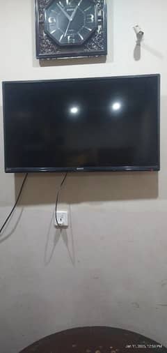 orient led  40"inches no repair