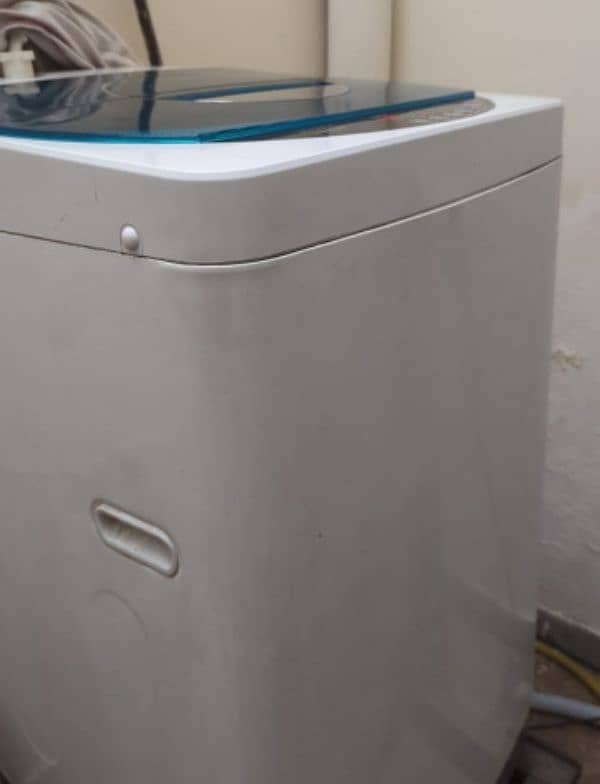 HIER WASHING MACHINE FOR SALE 3