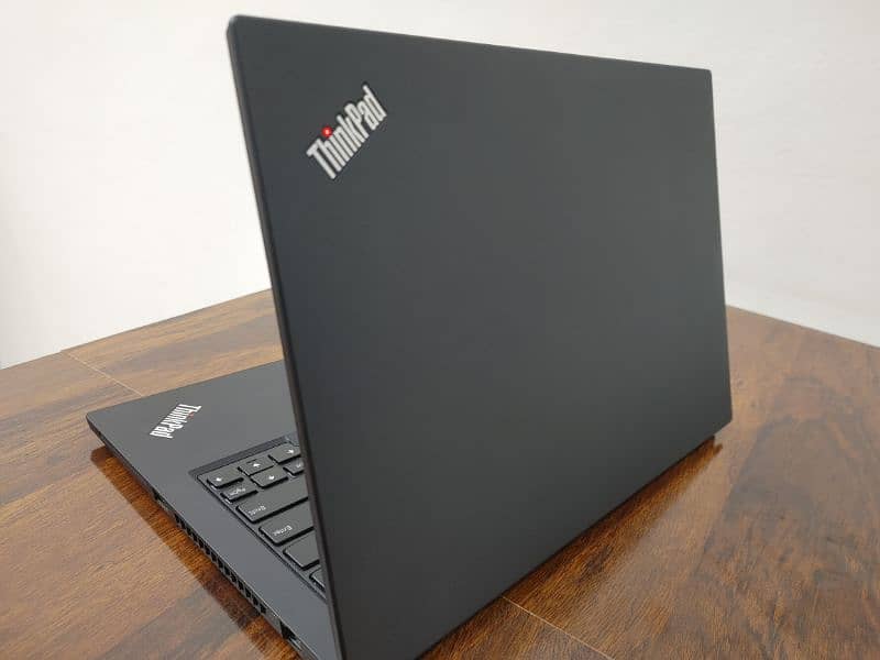 Lenovo Thinkpad T490 i5 10th gen 5