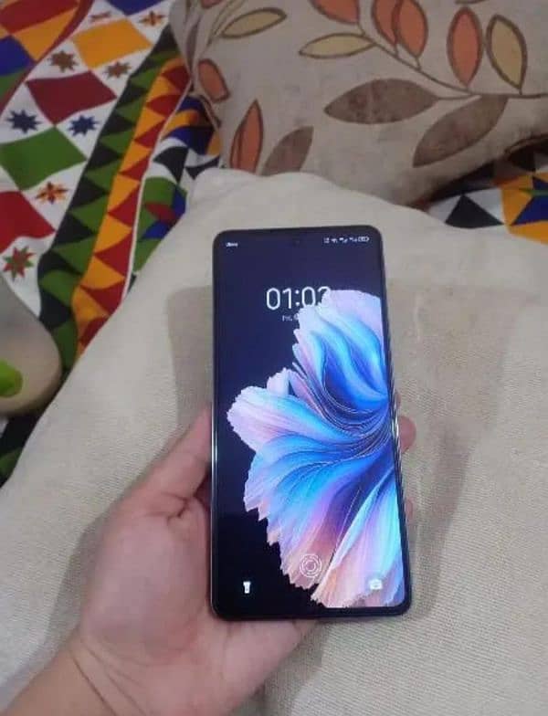 Techno Camon 20  256/8  10/9 With box only 5