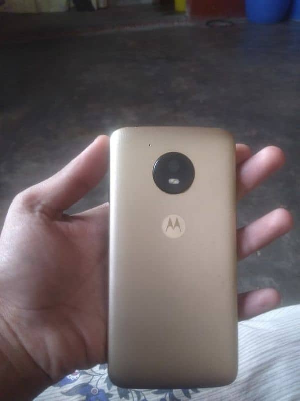 I'm Selling My Moto E4 0318/2149/505 3