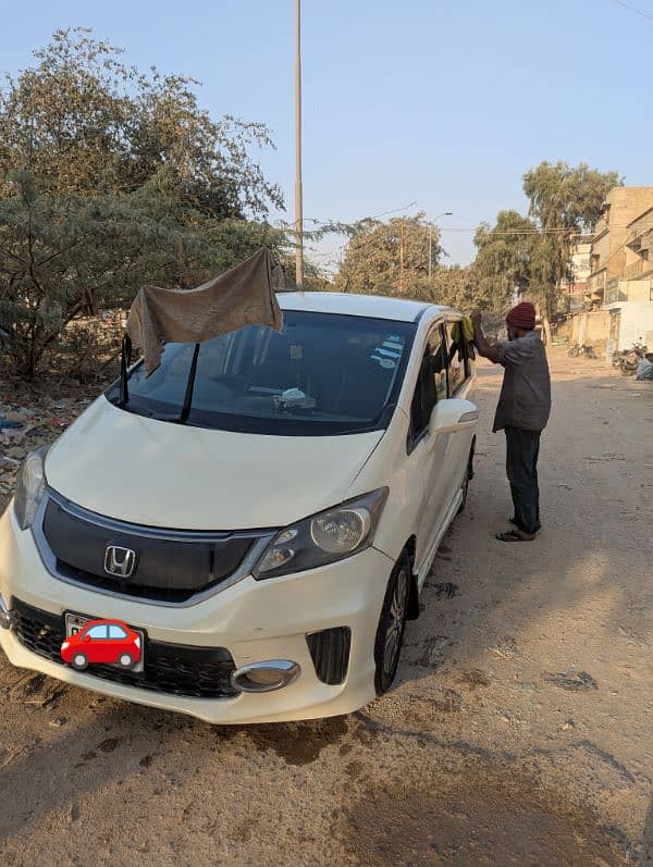 Honda Freed 2011 Urgent Sale Immaculate Condition 3