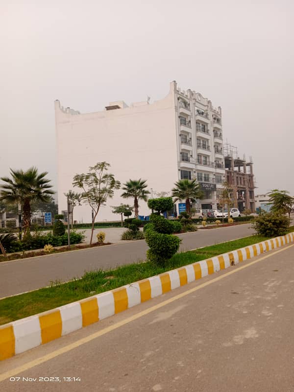 PLOT FOR SALE IN  DREAM GARDENS  PHASE 2, LAHORE 3