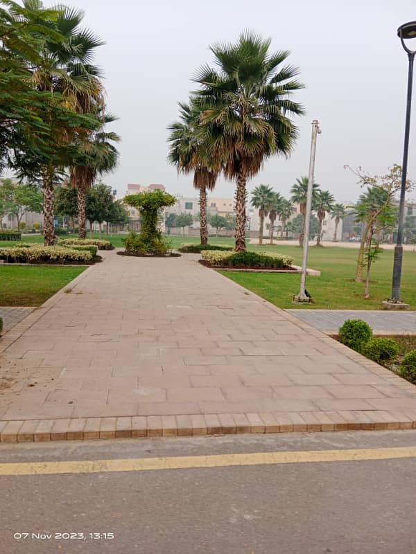 PLOT FOR SALE IN  DREAM GARDENS  PHASE 2, LAHORE 5