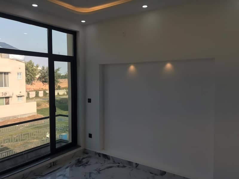 DHA PHASE 6 5 MARLA MODERN HOUSE AVAILABLE FOR RENT 7