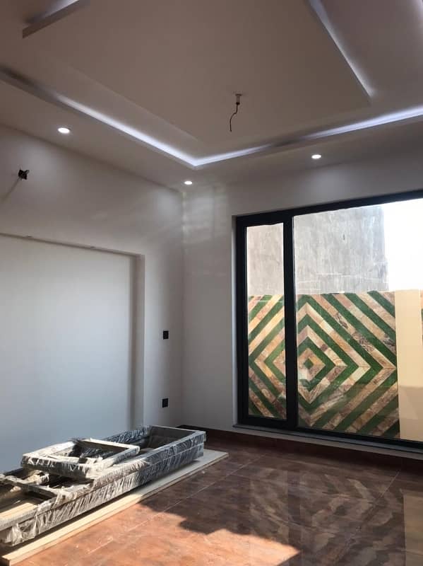 DHA PHASE 6 5 MARLA MODERN HOUSE AVAILABLE FOR RENT 24