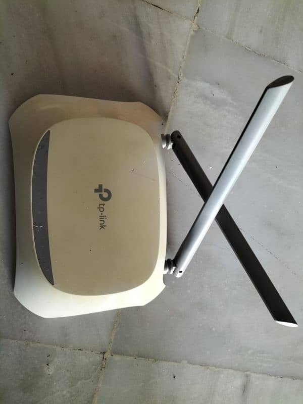 TP-Link & TanDa WiFi Dubble Antenna Router's Available 4