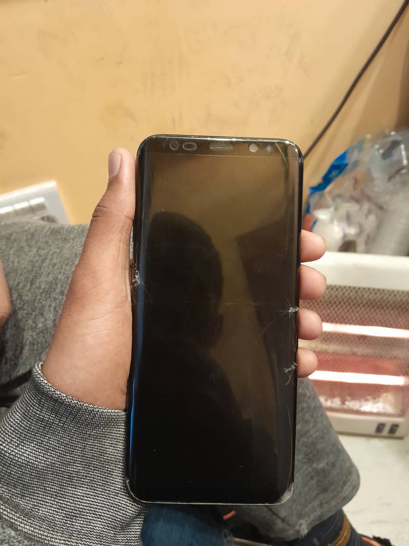 Samsung S8+ Lush Condition For Sale || In Lahore 3