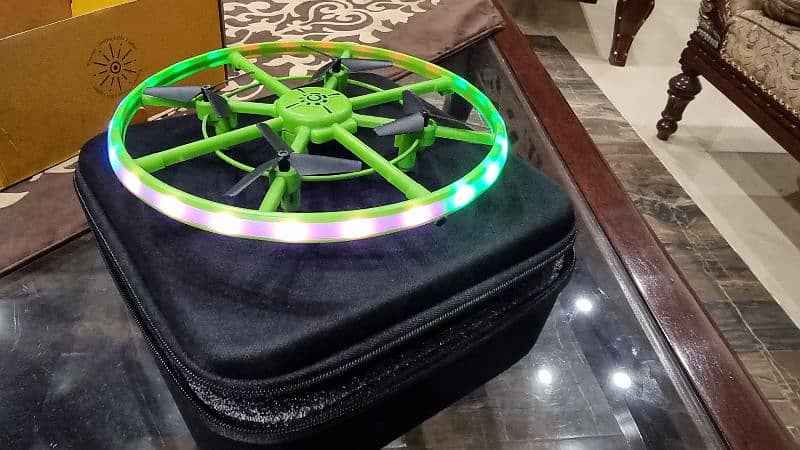 Light Drone F181 2