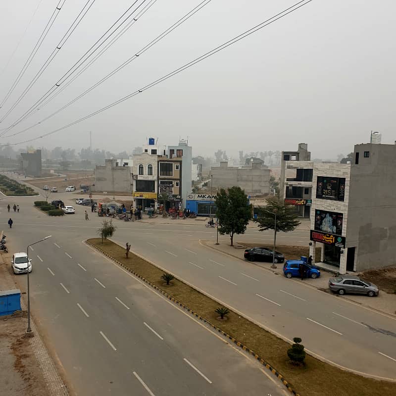 4 MARLA COMMERCIAL PLOT ON MAIN BOULEVARD FOR SALE - AL KABIR TOWN PHASE 2 - Lahore 1