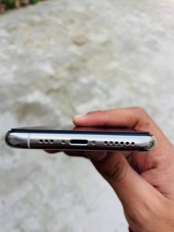 iPhone 11 pro non-pta 64gb 3