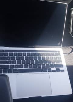 macbook pro i7 10th 2020