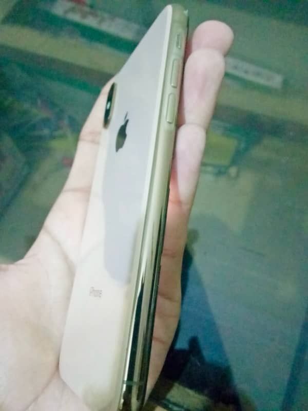 IPhone XS 64 GB Factory Unlocked Non PTA 10/10 With Full Simtime 2