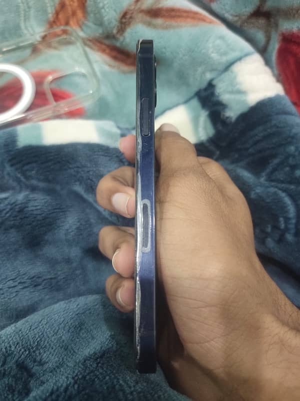 iPhone 12 with apple warranty 5