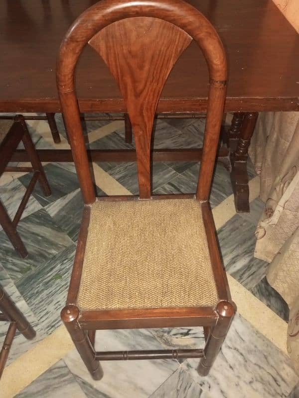 Dining Table with 6 Chairs 2