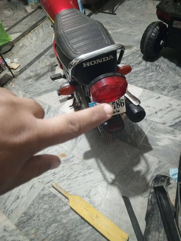 Honda 125 786 number 4