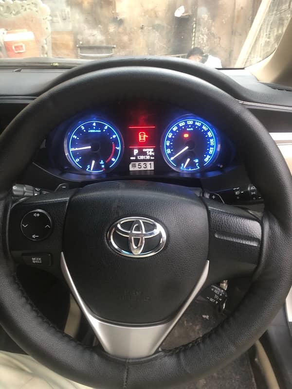 Toyota Altis Grande 2014 10