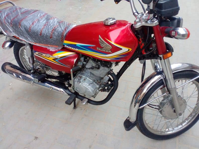 Honda 125 karachi number 19 model 4