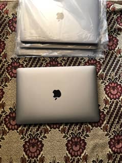 Macbook M1 Air 8/256 Fresh Import wholesale rate