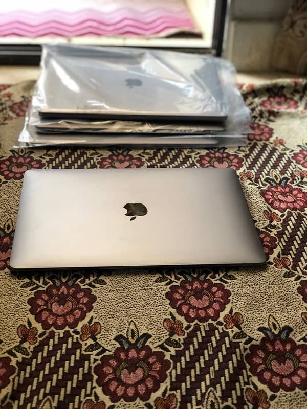 Macbook M1 Air 8/256 Fresh Import wholesale rate 2