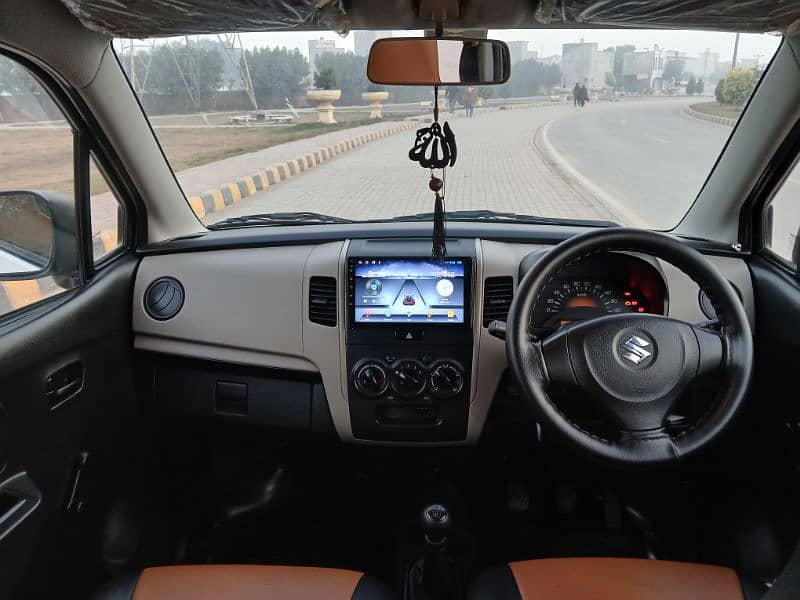 Suzuki Wagon R 2022 9