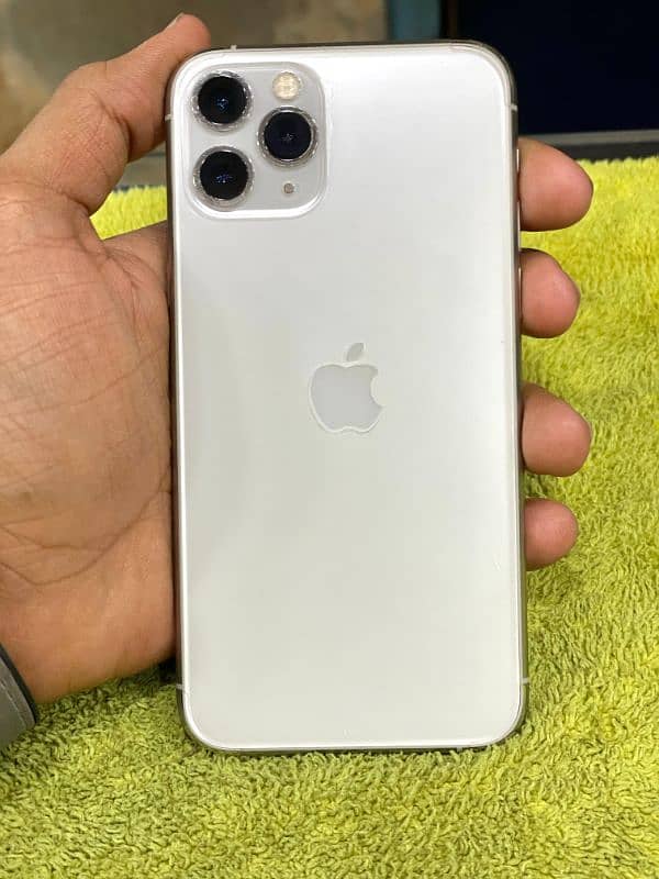 IPHONE 11 PRO FACTORY UNLOCKED 1