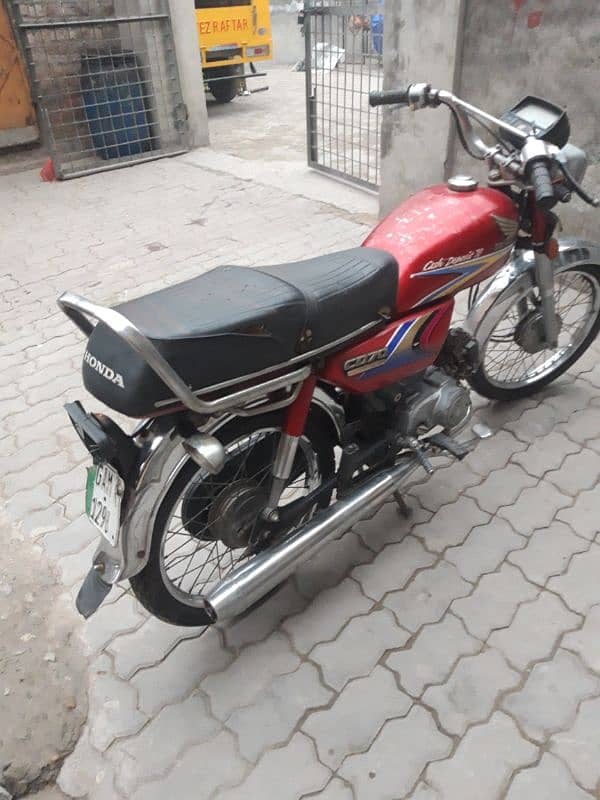 2009/2011 model Honda CD For sale Gujrat 4