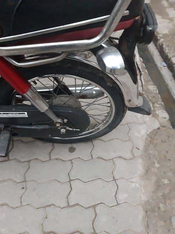 2009/2011 model Honda CD For sale Gujrat 11