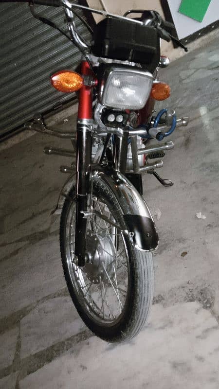 Honda 125cc 6